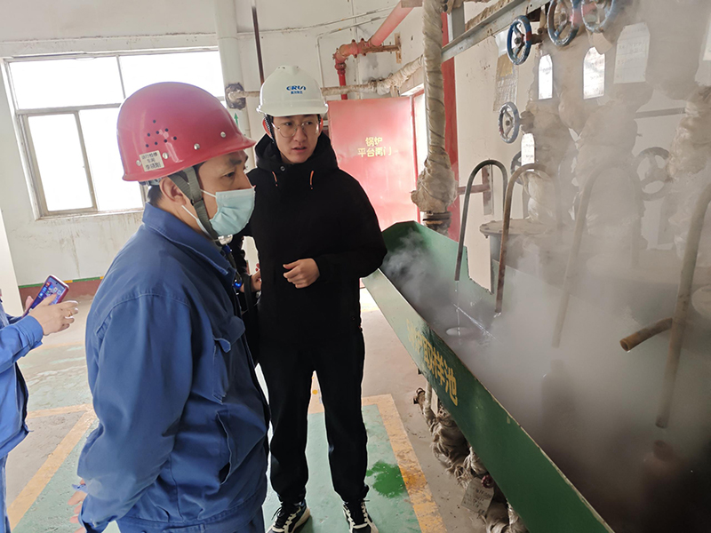 電廠(chang)鍋(guo)鑪水汽(qi)取樣池現(xian)場